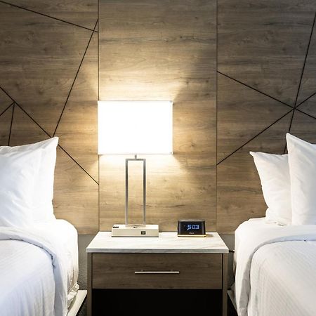 Rodeway Inn & Suites Near Outlet Mall - Ашвил Екстериор снимка