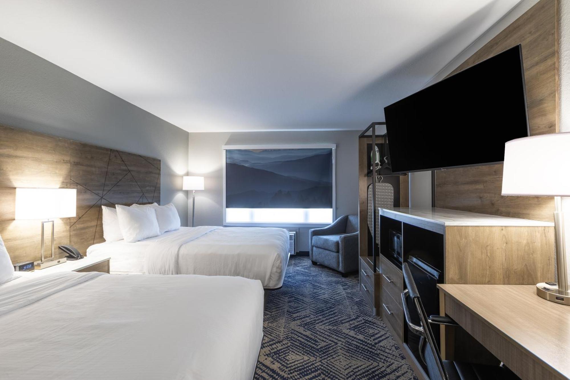 Rodeway Inn & Suites Near Outlet Mall - Ашвил Екстериор снимка
