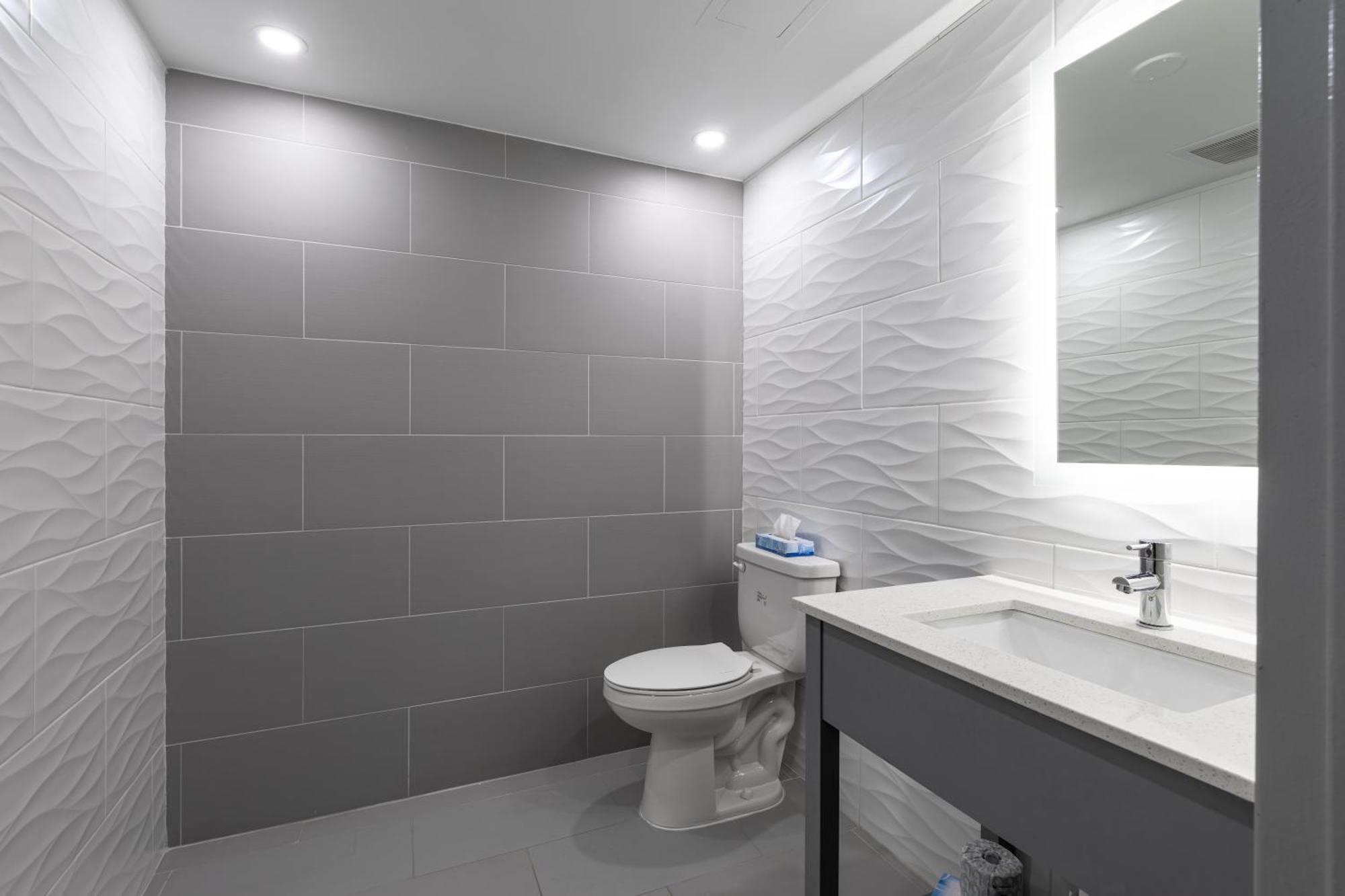 Rodeway Inn & Suites Near Outlet Mall - Ашвил Екстериор снимка