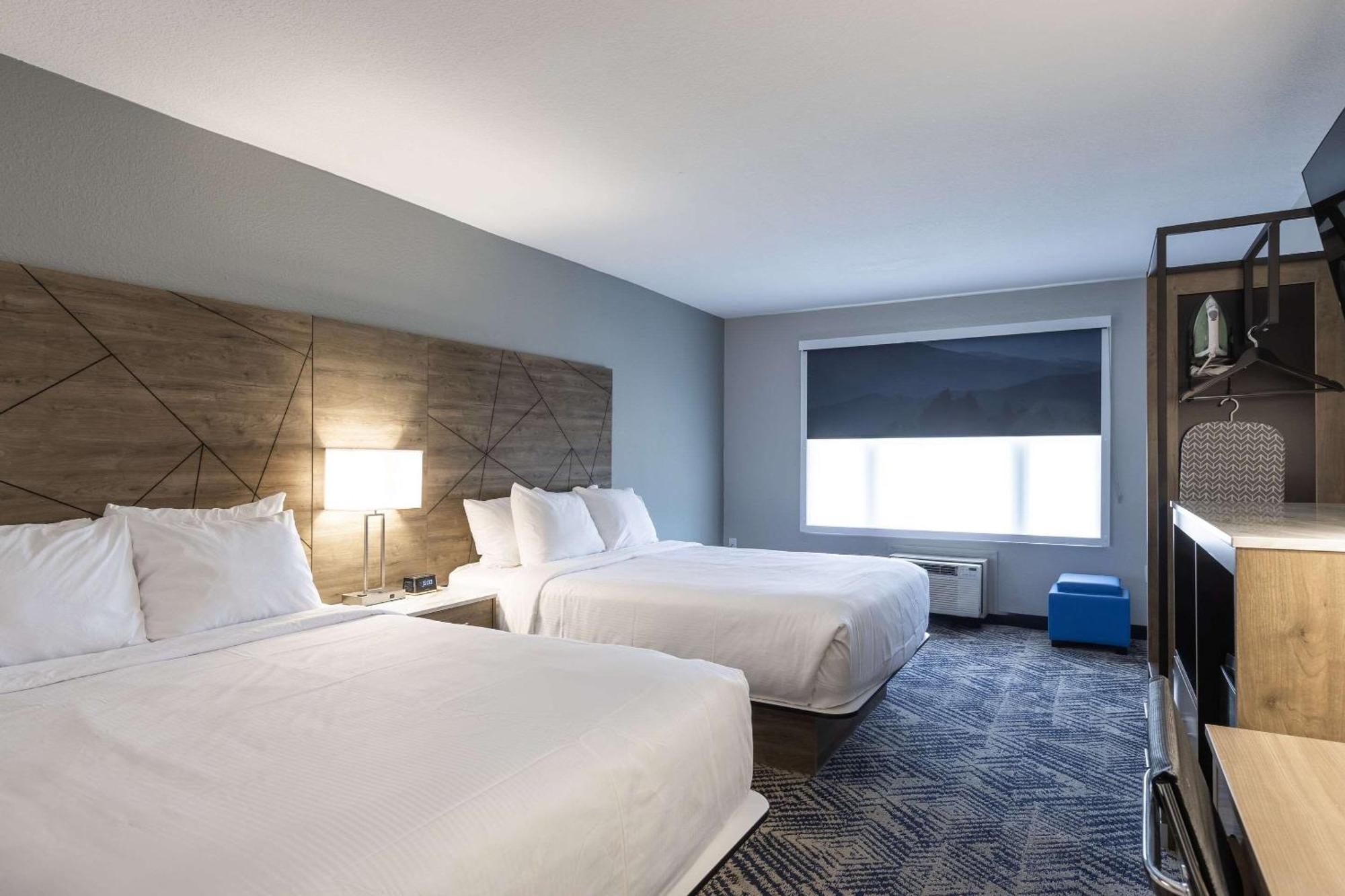 Rodeway Inn & Suites Near Outlet Mall - Ашвил Екстериор снимка